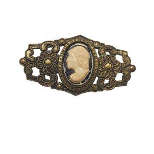 Edwardian Lucite Cameo Brooch Vintage Gold Tone Bar Style C Clasp